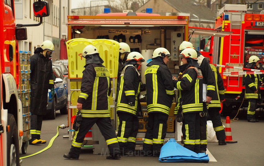 Weisses Pulver im Buero gefunden Koeln Porz Mitte Hauptstr P077.JPG